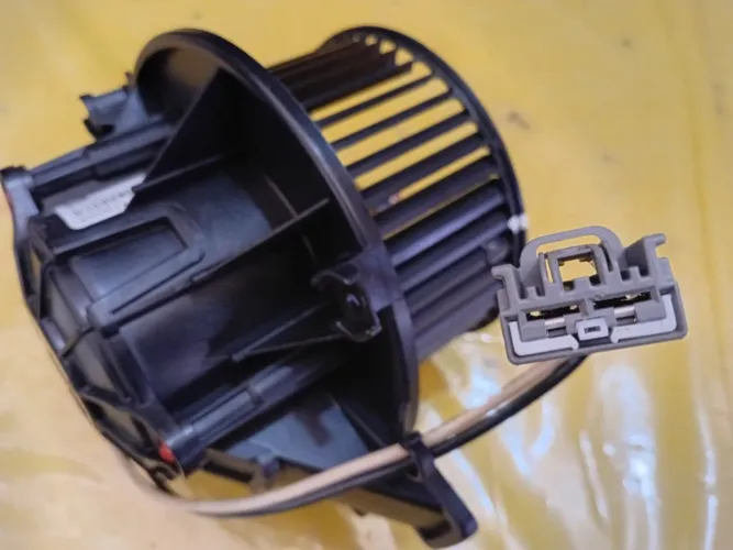 Motor Ventilação Ar Forçado Interna Cruze 1.4 2017 A 2020