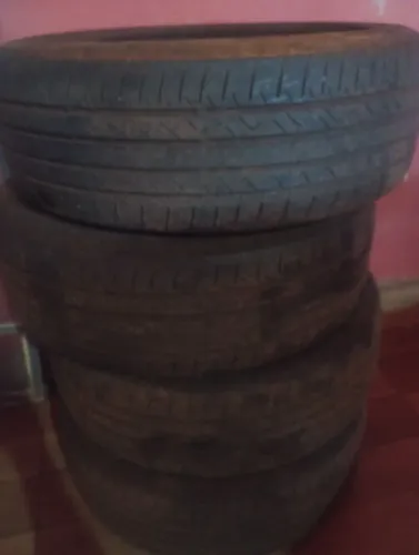 Pneu 195/55 raio 16