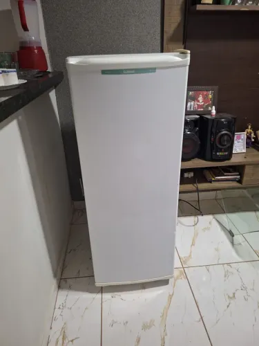 Freezer Consul Vertical Branco à Venda