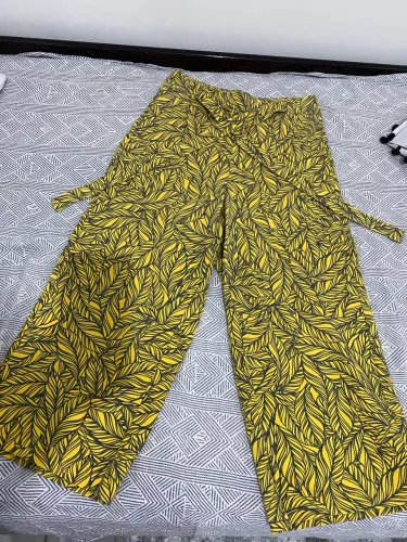 Calça pantalona