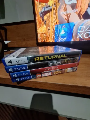 Jogos PS4 impecáveis PS5 V/T