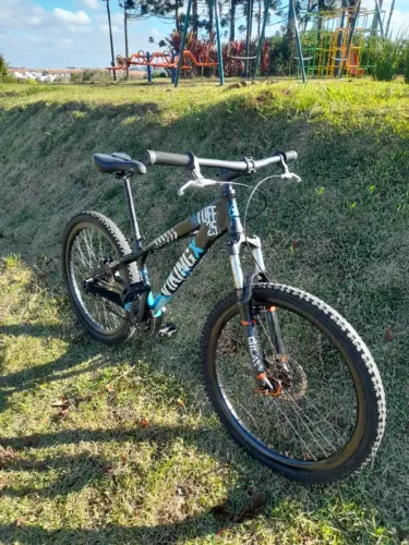 *VikingX tuff 25*        *bicicleta*  