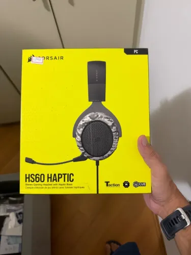 Headset Corsair HS60 Haptic