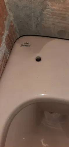 Vaso sanitário Ideal standard. 2 peças. $ 180,00 cada.
