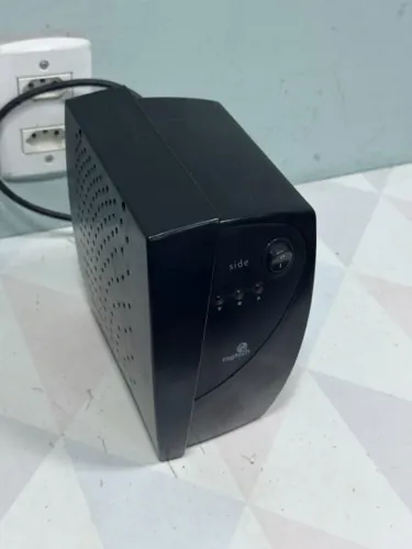 Estabilizador Ragtech 300VA Bivolt para PC, TV e Eletrônicos