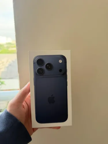 Iphone 17 PRO - LACRADO