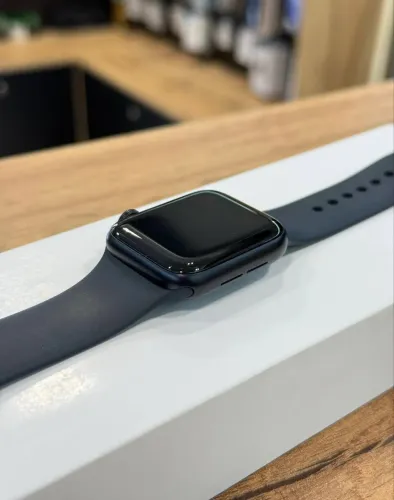 Apple Watch SE 3 40mm MEIA NOITE - Novo/Lacrado