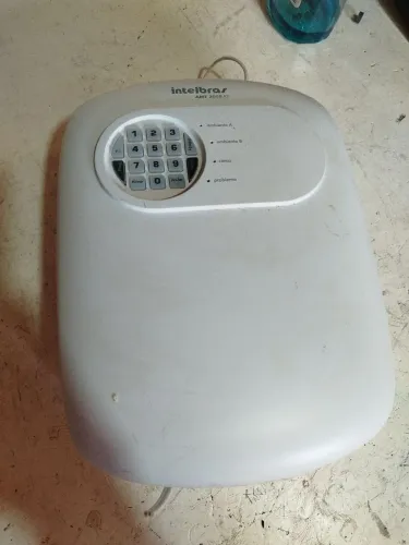 Central de alarme Intelbras