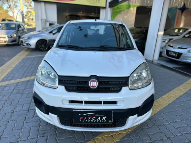 Fiat Uno Attractive 1.0 Flex 6V 5P 2017