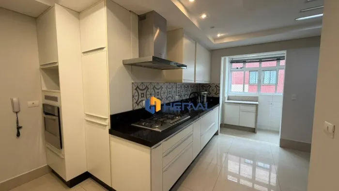 Apartamento com 4 quartos à venda, 164 m² por R$ 1.850.000 - Zona 07 - Maringá/PR