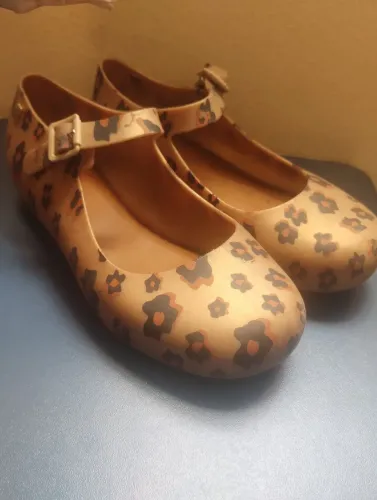 Melissa Tam 30