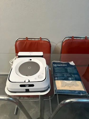 Irobot Brava Jet M6 Robô, passa pano inteligente Wi-Fi