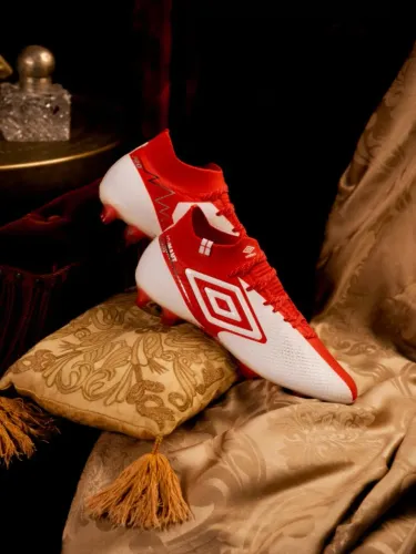 Chuteira Campo Umbro Adamant Top Speed Pro England-BR37(999,00)250,00