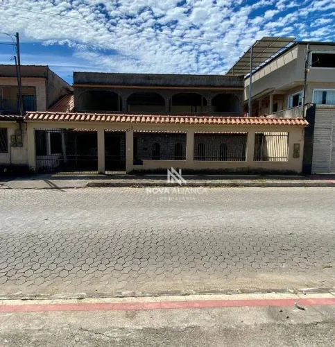Casa com 3 quartos à venda, 250 m² - Cobilândia - Vila Velha/ES