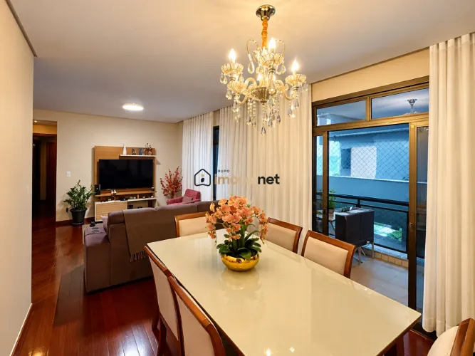 Apartamento 3 Quartos com Suíte, Closet, Varanda e 2 Vagas Cobertas