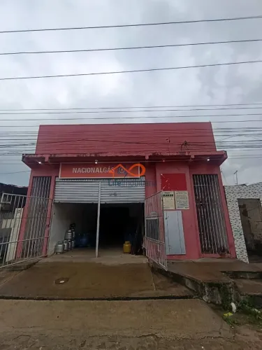 Imóvel comercial, próximo da UFS, à venda no Rosa Elze em São Cristóvão-SE