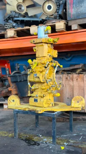 BOMBA PRINCIPAL CATERPILLAR CP533E- CS533E