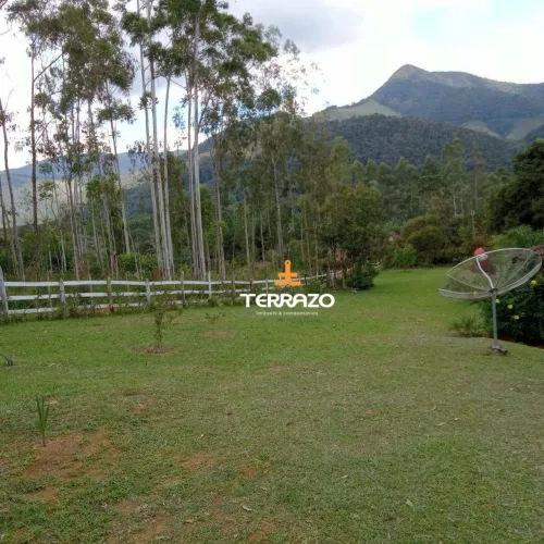 Chácara com 2 dormitórios à venda, 2800 m² por R$ 600.000 - Zona Rural - Bocaina de Minas/