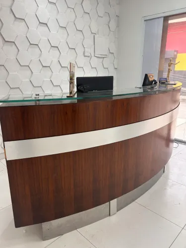 BALCÃO PARA RECEPÇÃO DE LOJA 
