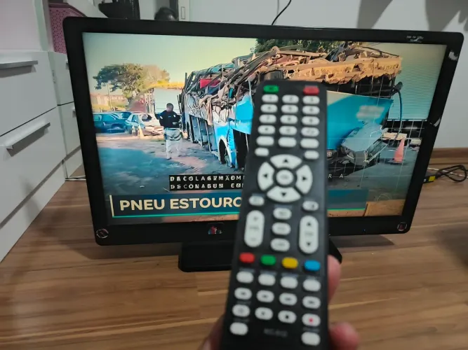 Tv 32 polegadas em perfeito estado