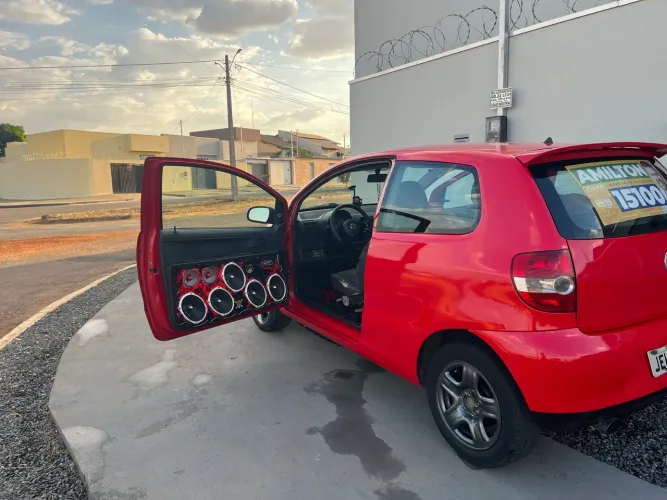Volkswagen Fox City 1.0mi/ 1.0mi Total Flex 8V 3P 2005