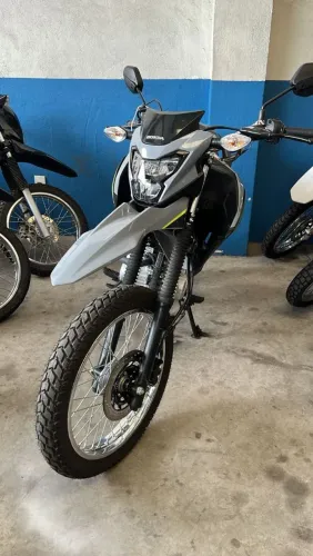 Bros 160 ESDD muito novinha 