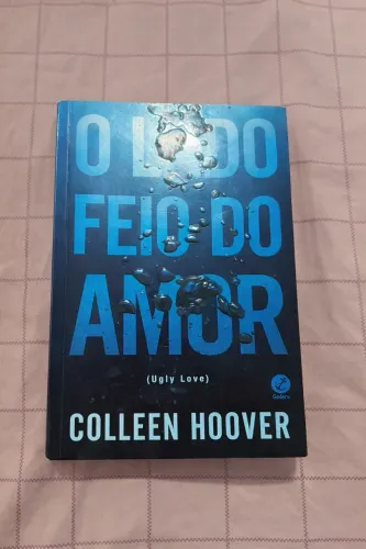 Livro Colleen Hoover (O Lado Feio do Amor)
