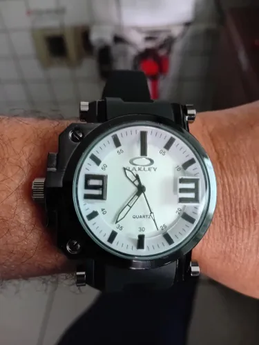 RELÓGIO DA MARCA OAKLEY