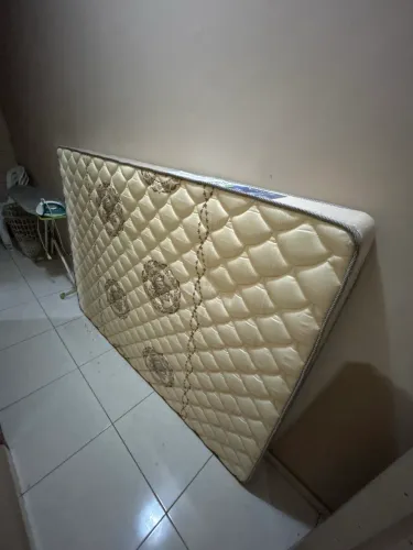 Colchão de casal novo