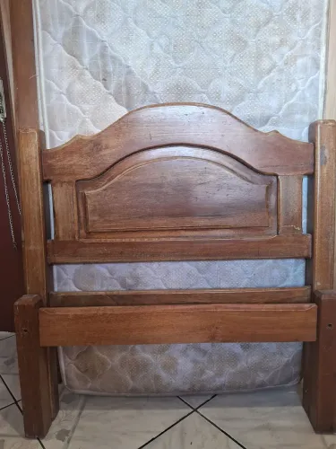 Cama de solteiro