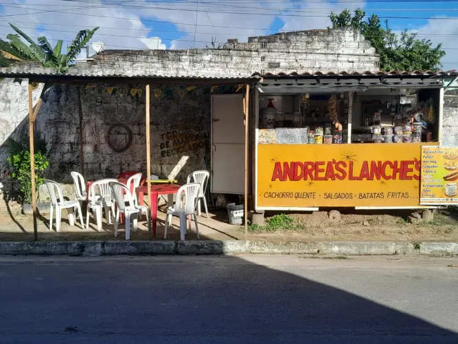 Vende se um tleile,em boas condições,3por2 e 2,30 de altura ,7 mil, preço negociável 