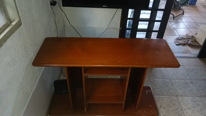 Hack/estante de TV de madeira