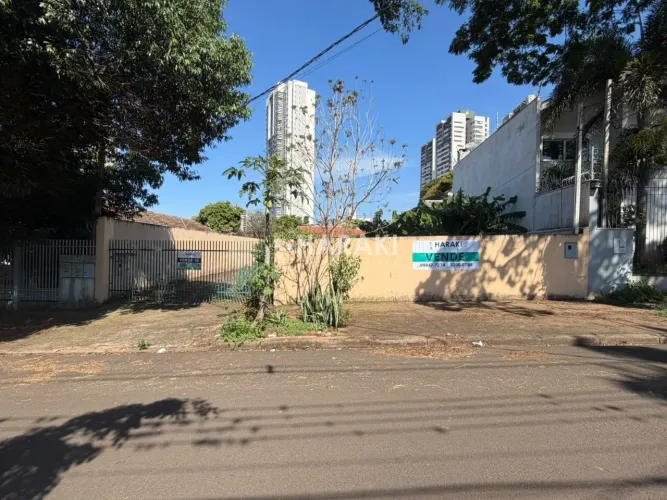 Terreno a venda na Zona 02 - Maringá/PR