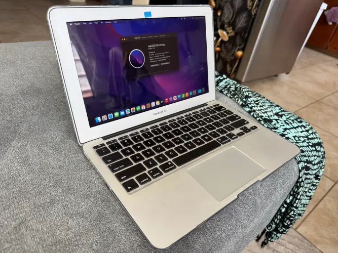 11 polegadas MacBook Air 2015 Core i5 ram 4gb 256 ssd