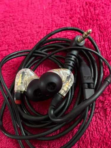 Fone In Near Sennheiser IE 40
