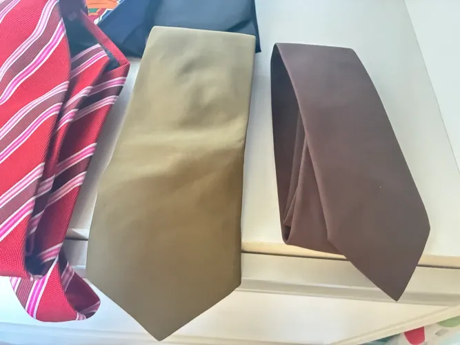 Gravatas - LOTE COM 10 GRAVATAS MASCULINAS | VÁRIAS CORES E ESTAMPAS - 5,99 cada 