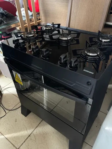 Vendo fogão semi novo 