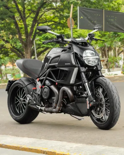 Ducati Diavel Dark Naked