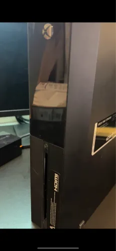 Xbox One Fat com defeito BGA precisa de reparo
