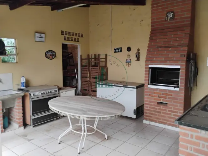 Casa em Capela de São Sebastião ( Distrito de Laras) - Laranjal Paulista