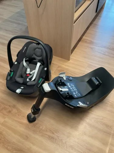 Vendo cadeirinha Pebble 360 com base Isofix