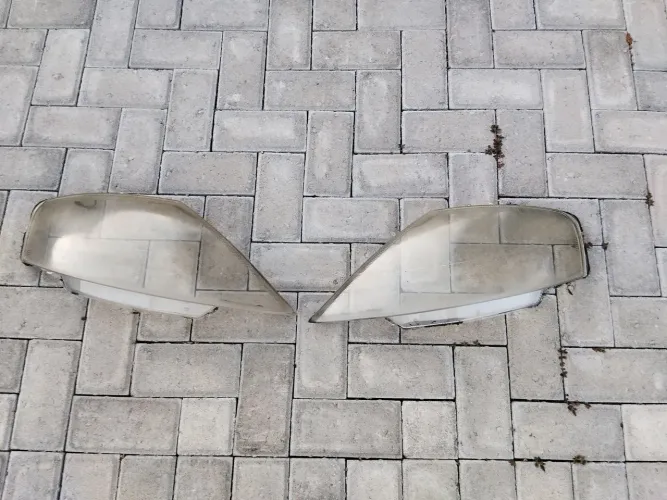 Par Lente Farol Citroen C3 2011 2012 Usadas 