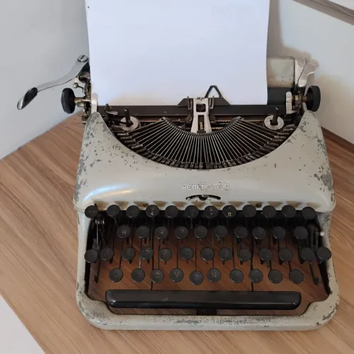 Máquina escrever Remington antiga Gran bretain