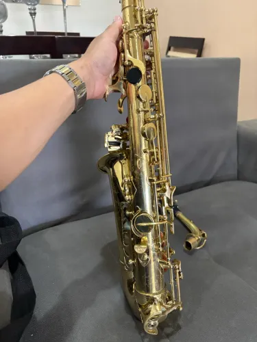 Sax Alto Quasar Baratinho e Afinado