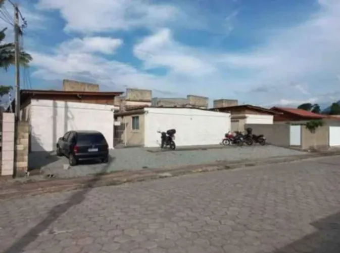 Predio 16 kitnetes, rende18 mil mês, aceito parte em imóveis