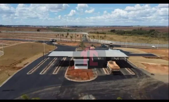 Terreno à venda, 226 m² por R$ 260.000,00 - Parque Brasil 500 - Paulínia/SP