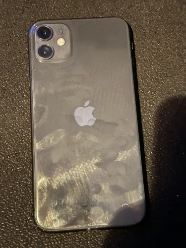 IPHONE 11 64g (perfeito estado)