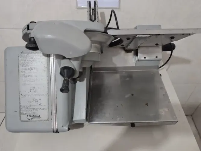Cortador de Frios Filizola 101-S - Semi Novo (Alta Qualidade!)