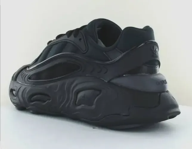 Tênis Adidas
