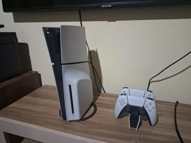 PLAYSTATION 5